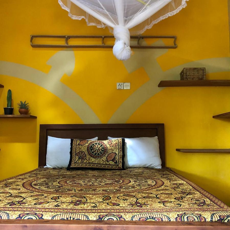 Kite House Cafe Bed and Breakfast Kalpitiya Esterno foto