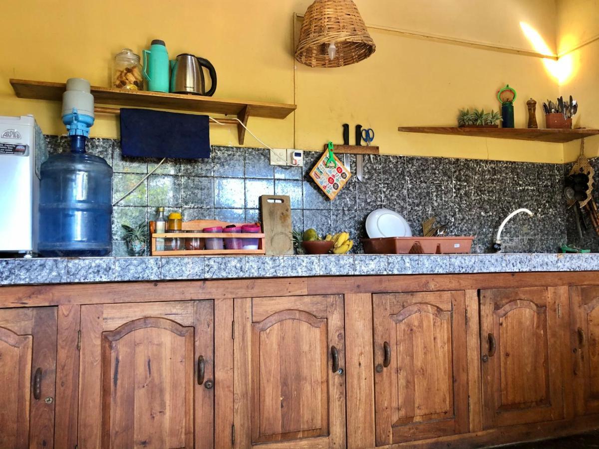 Kite House Cafe Bed and Breakfast Kalpitiya Esterno foto
