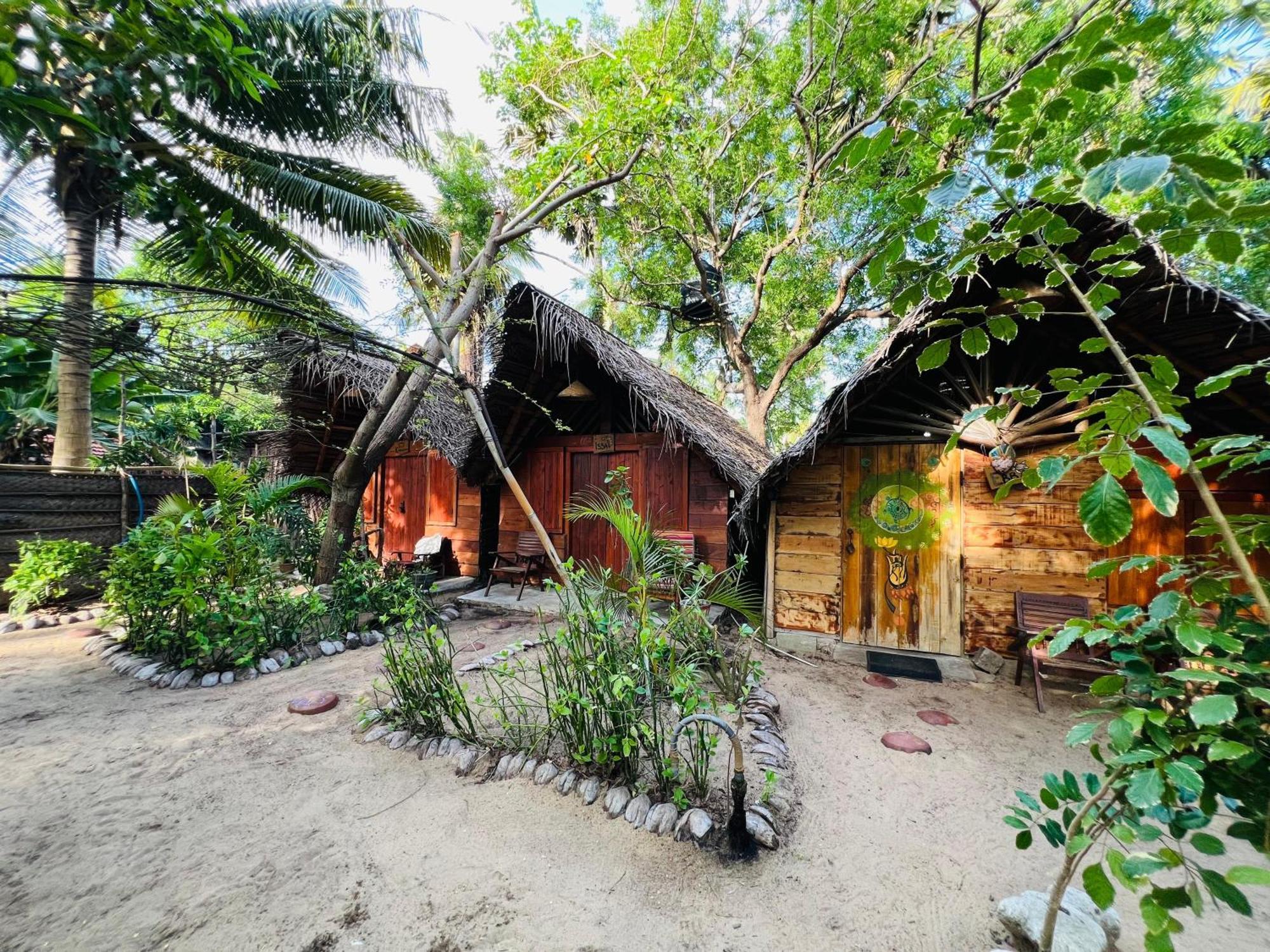 Kite House Cafe Bed and Breakfast Kalpitiya Esterno foto